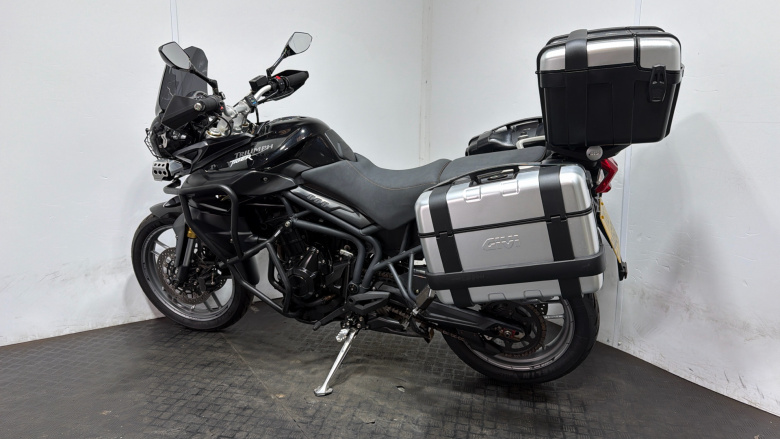 Triumph Tiger 800 (12MY)